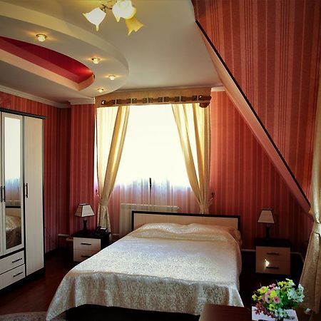 Bishkek Villa Hotel Экстерьер фото