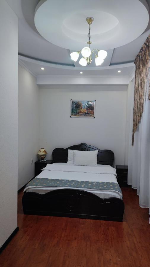 Bishkek Villa Hotel Экстерьер фото