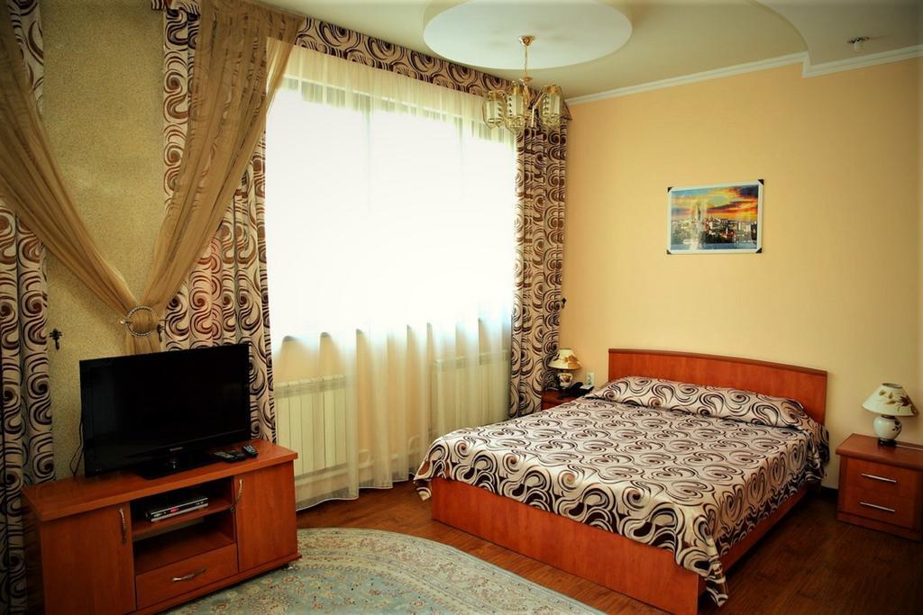 Bishkek Villa Hotel Экстерьер фото