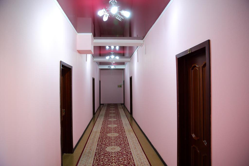 Bishkek Villa Hotel Экстерьер фото