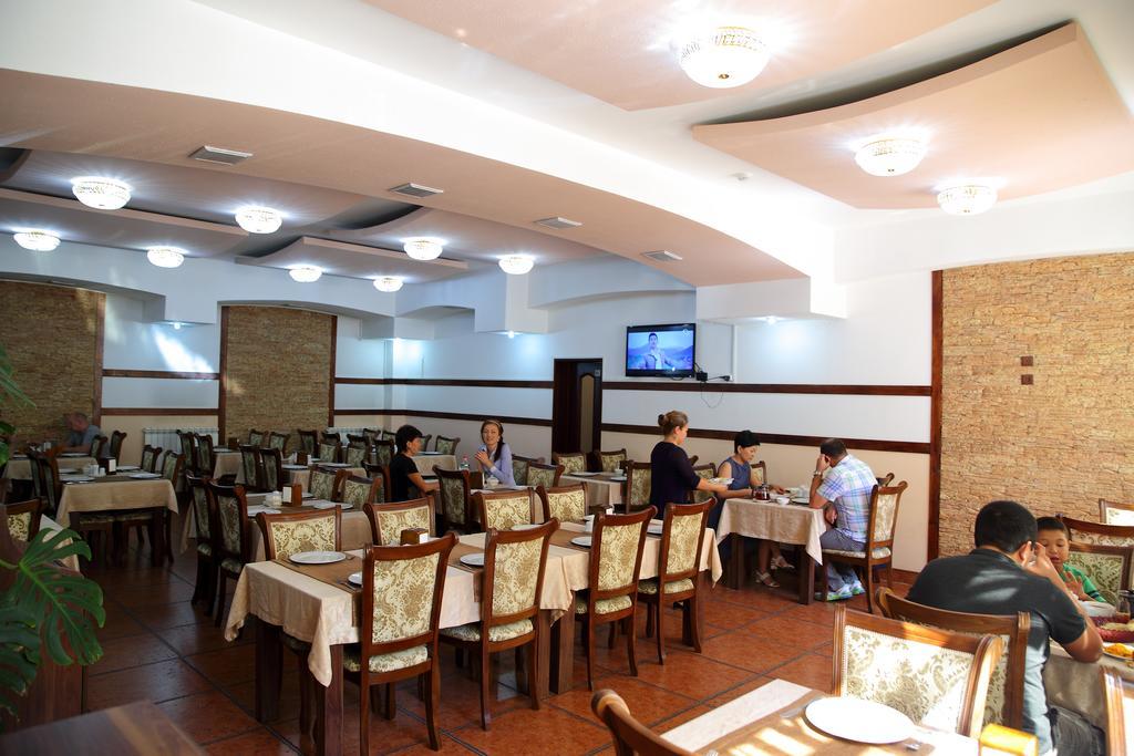 Bishkek Villa Hotel Экстерьер фото