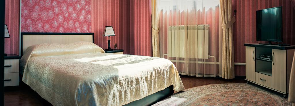 Bishkek Villa Hotel Экстерьер фото