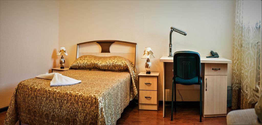 Bishkek Villa Hotel Экстерьер фото
